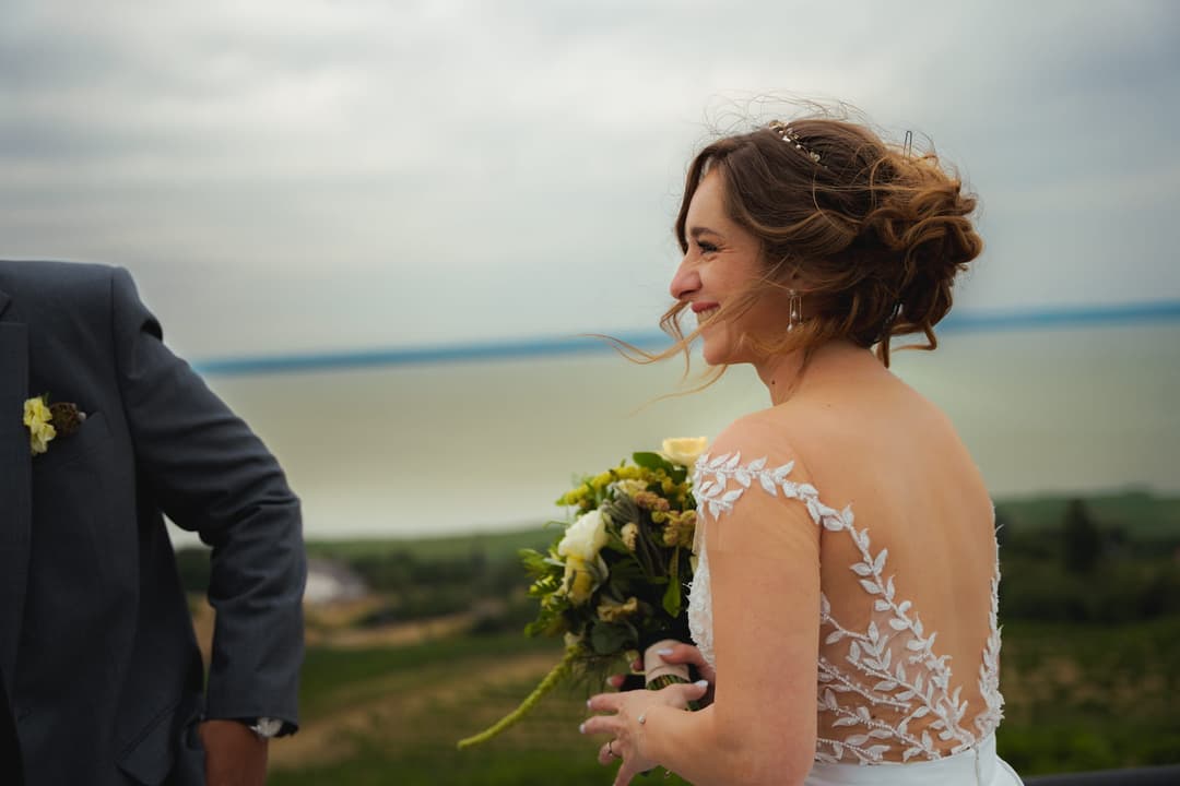 Paulina & Martin mediterrán Balatoni esküvője 6