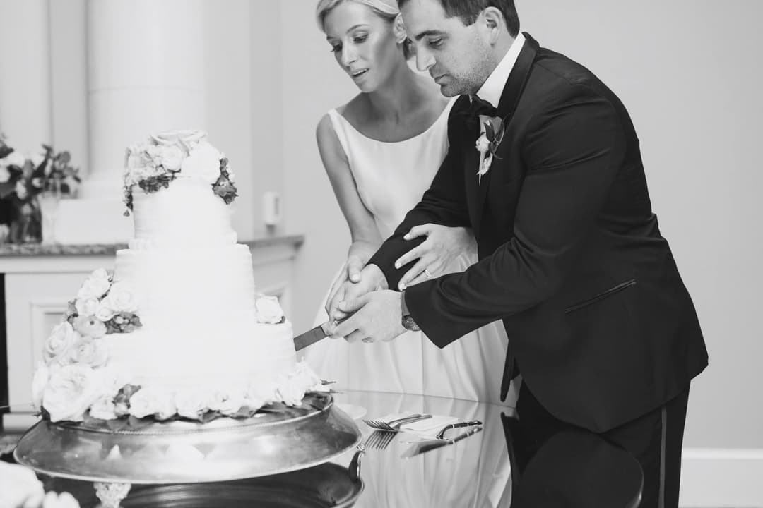 Zita & Balázs glamour báltermi esküvője 11